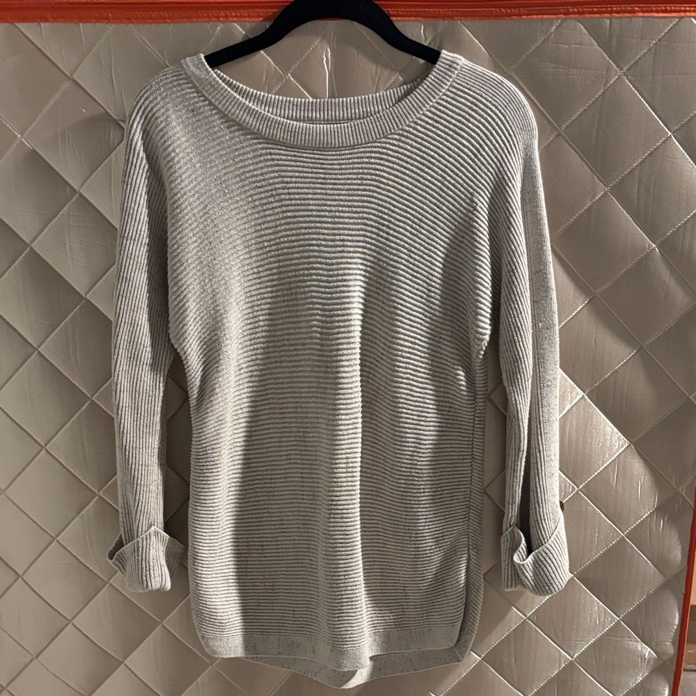 NIC+ZOE Light Gray Ribbed Sweater